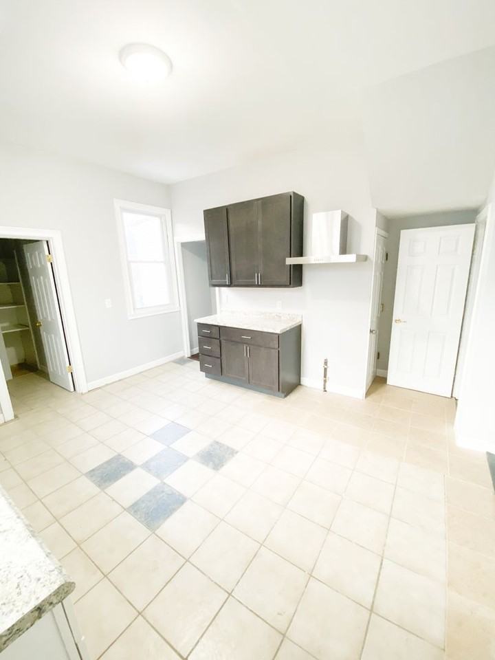 142 E Cartwright Ave - Photo 2 of 5