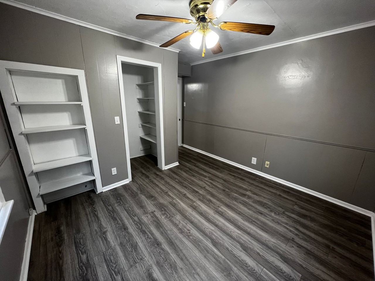 1717 12th St - Photo 5 of 15