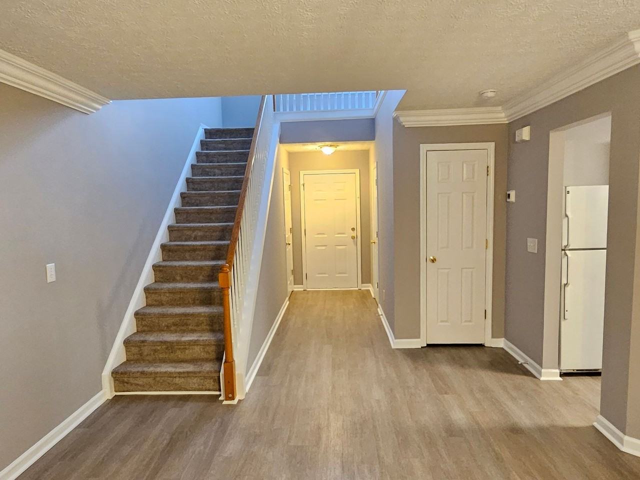 301 Westminster Drive - Photo 2 of 19