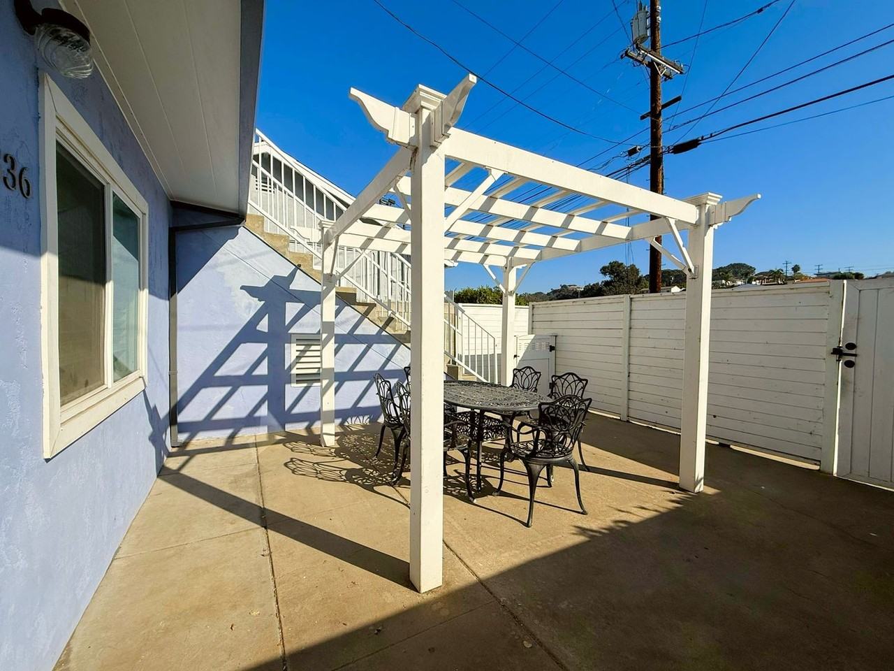 1336 Knoxville St - Photo 2 of 10