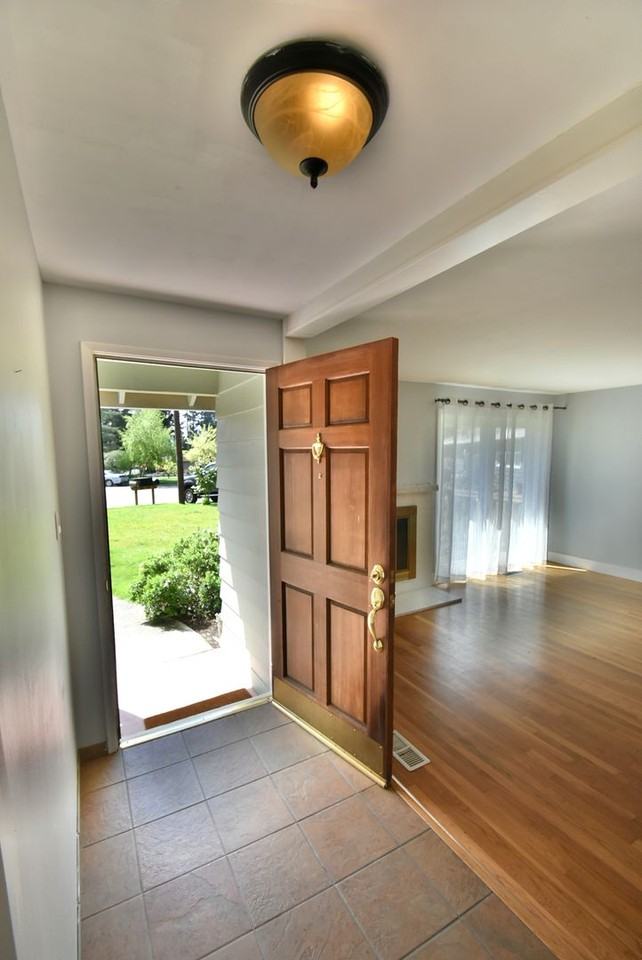 215 163rd Pl Se - Photo 2 of 21