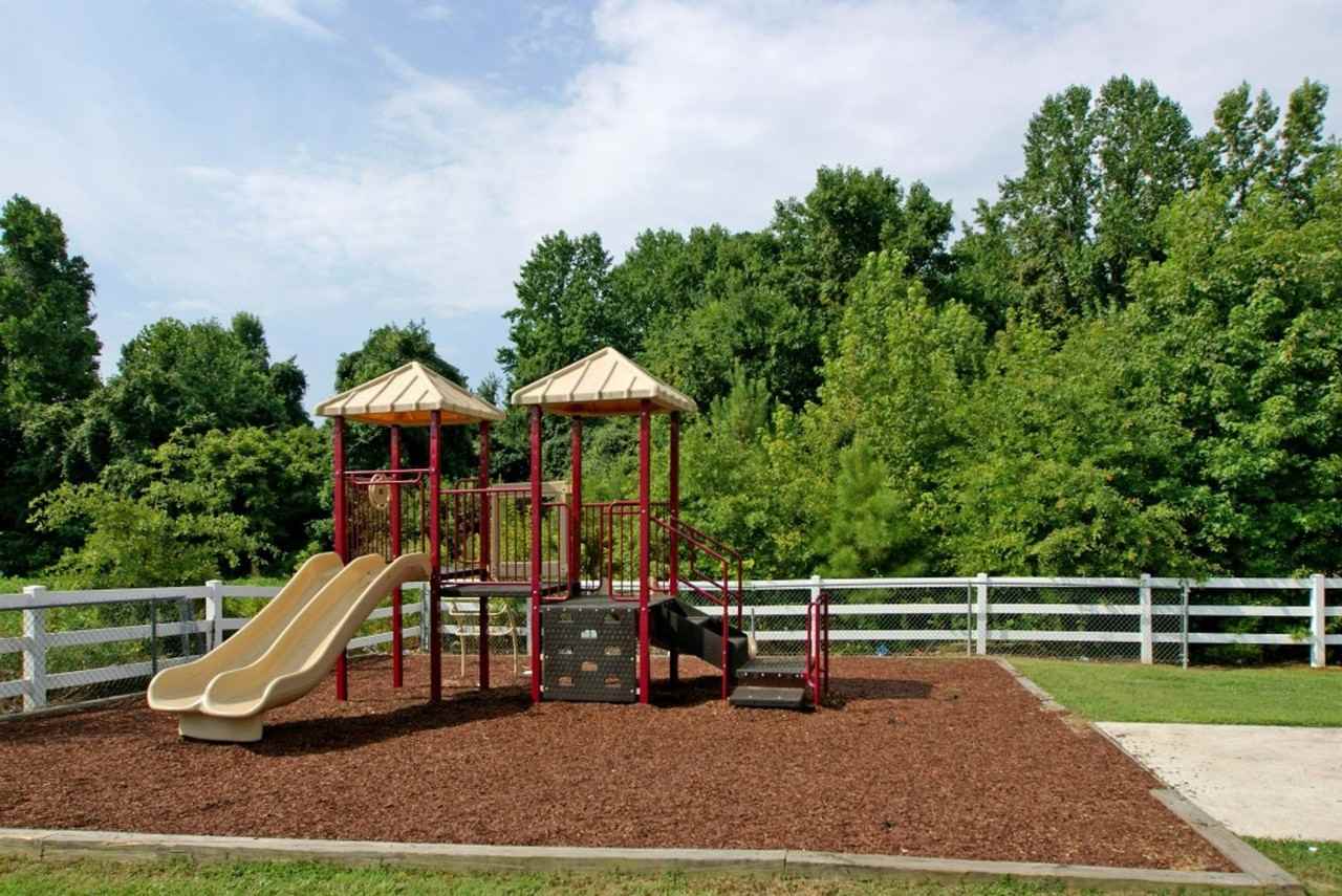 Conway Park Apartments - Photo 5 of 6