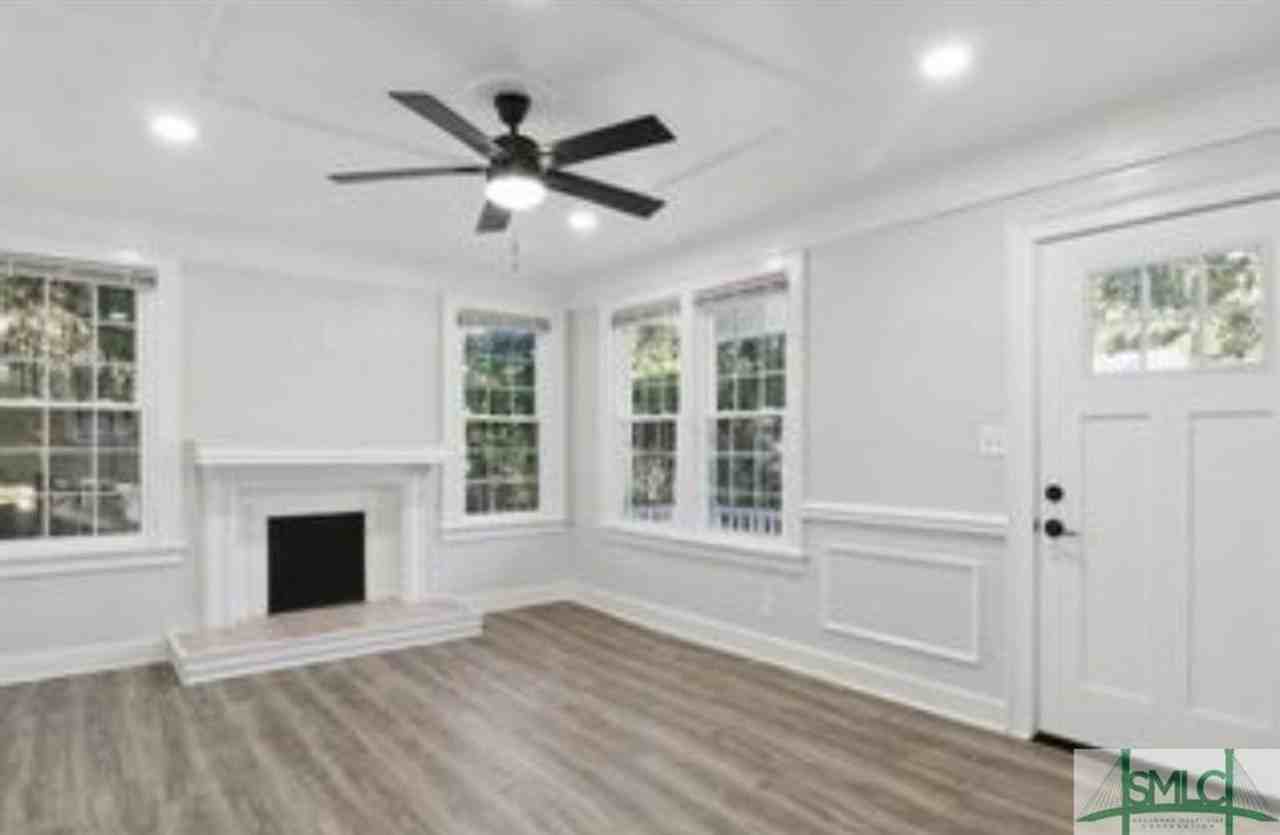 101 Oleander Ave - Photo 2 of 8