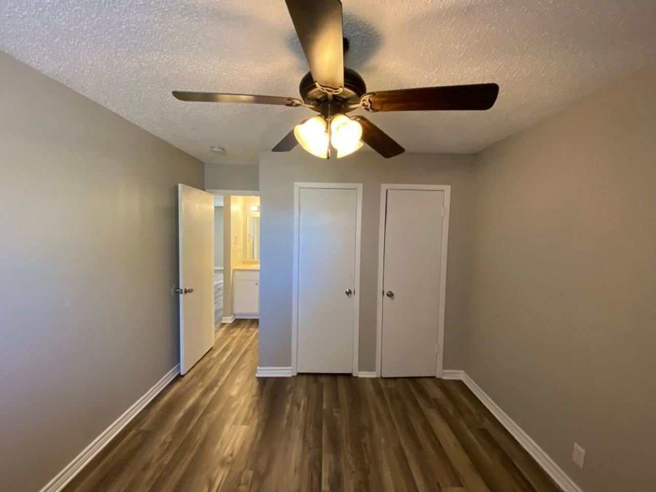 La Mesa Apartments - Photo 5 of 9