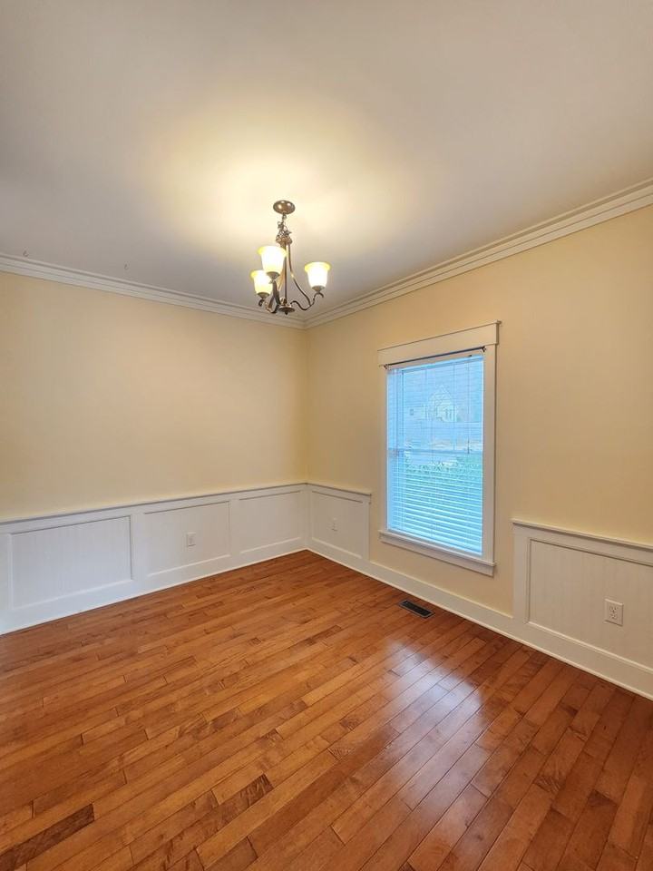 129 Aurora Dr - Photo 6 of 19