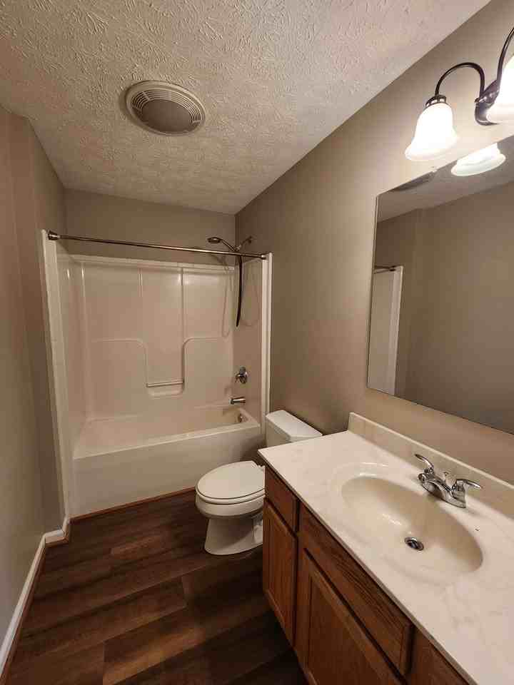 122 Greenridge Rd - Photo 3 of 18