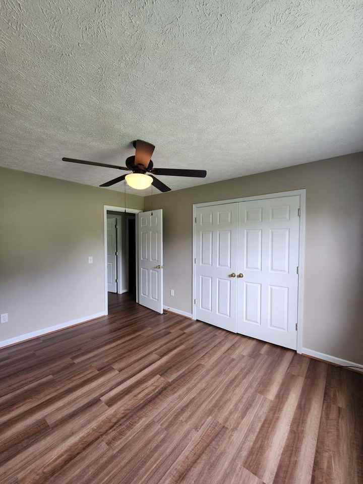 122 Greenridge Rd - Photo 7 of 18