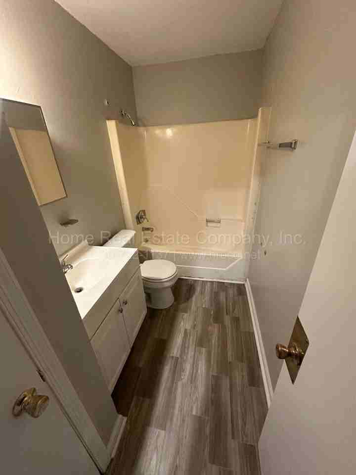151 Westdale Ave #F - Photo 3 of 6