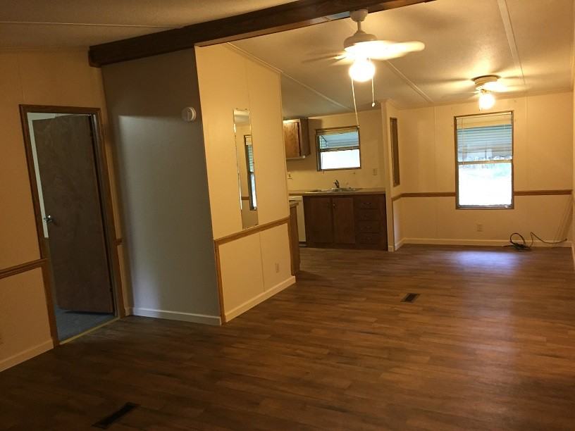 2514 Lee Road 249 - Photo 3 of 11