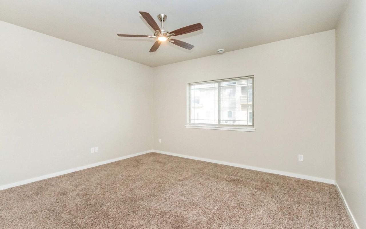 2626 Bobcat Drive - Photo 5 of 9