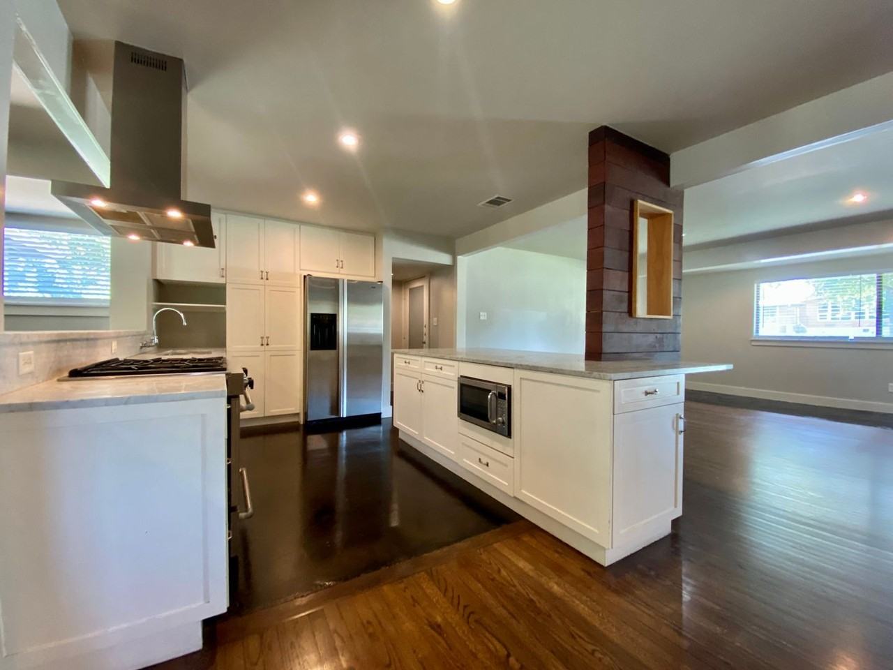 6202 6202 Wynona Ave - Photo 7 of 47