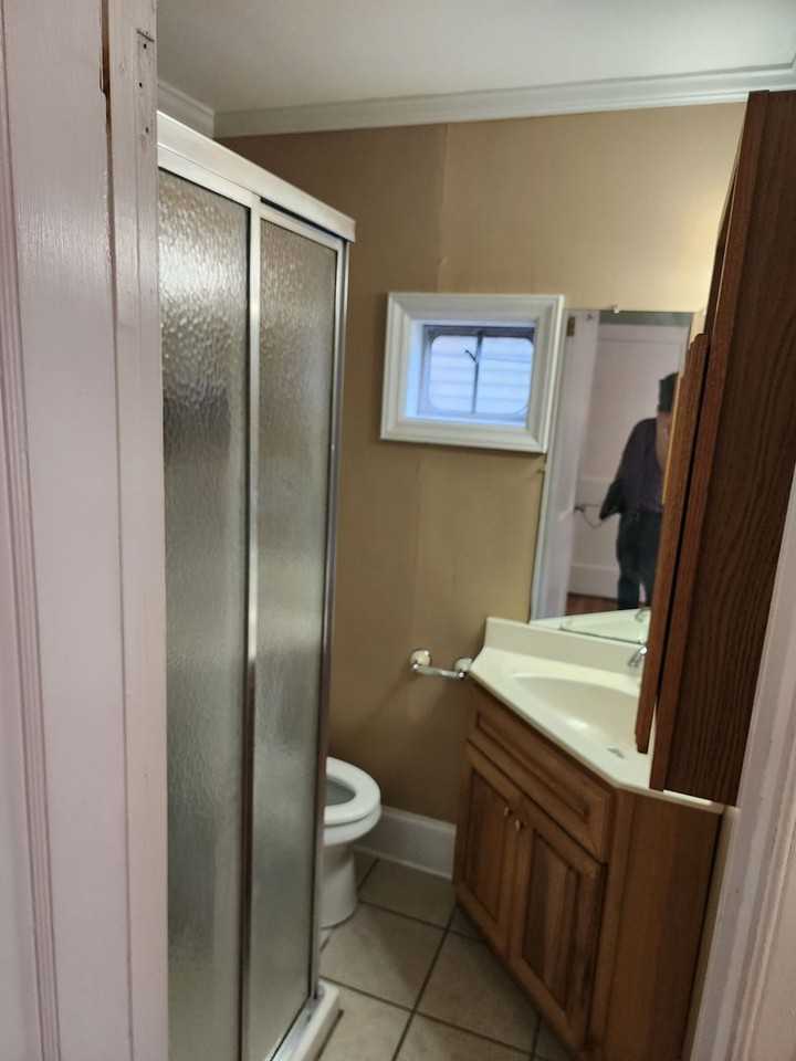 302 Potter Dr - Photo 3 of 15
