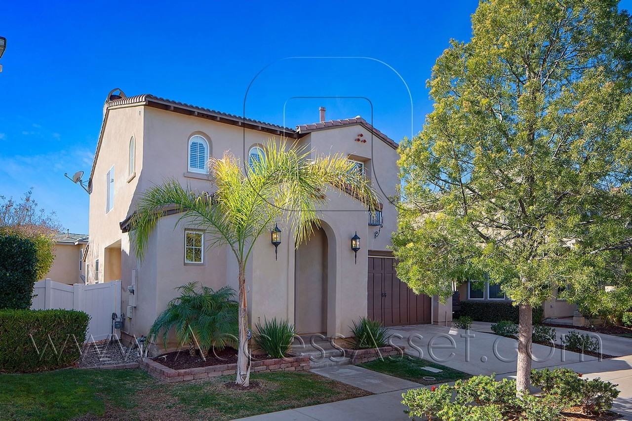 40189 Gallatin Ct - Photo 3 of 26