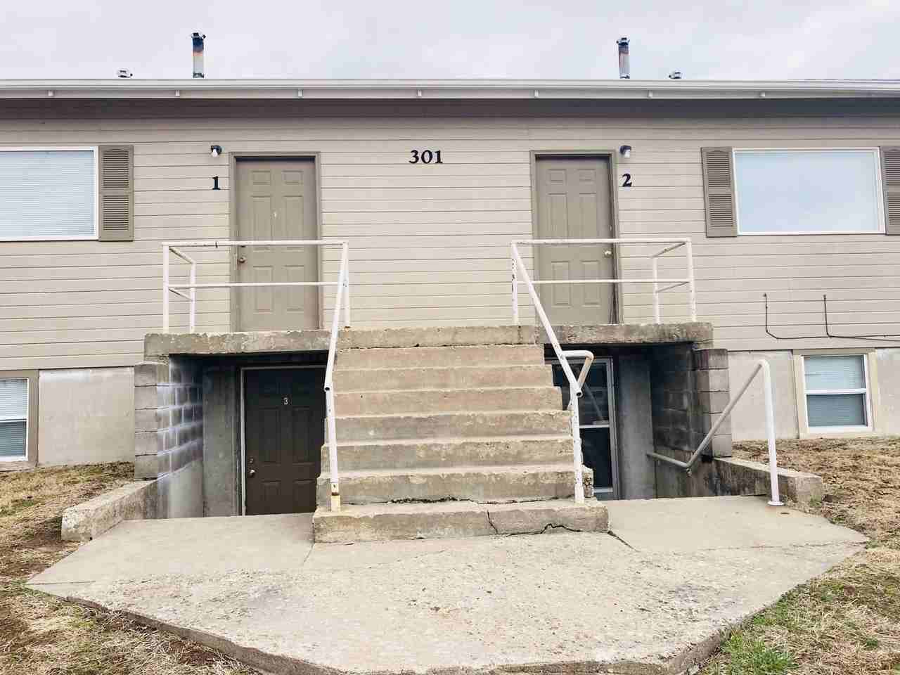 301 E Grandview Dr #3
