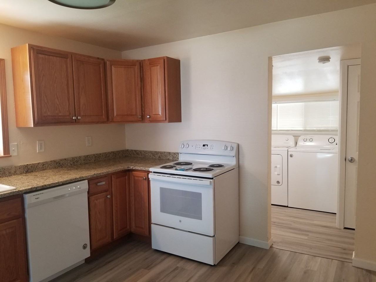 190 Klockhamer Rd - Photo 2 of 22