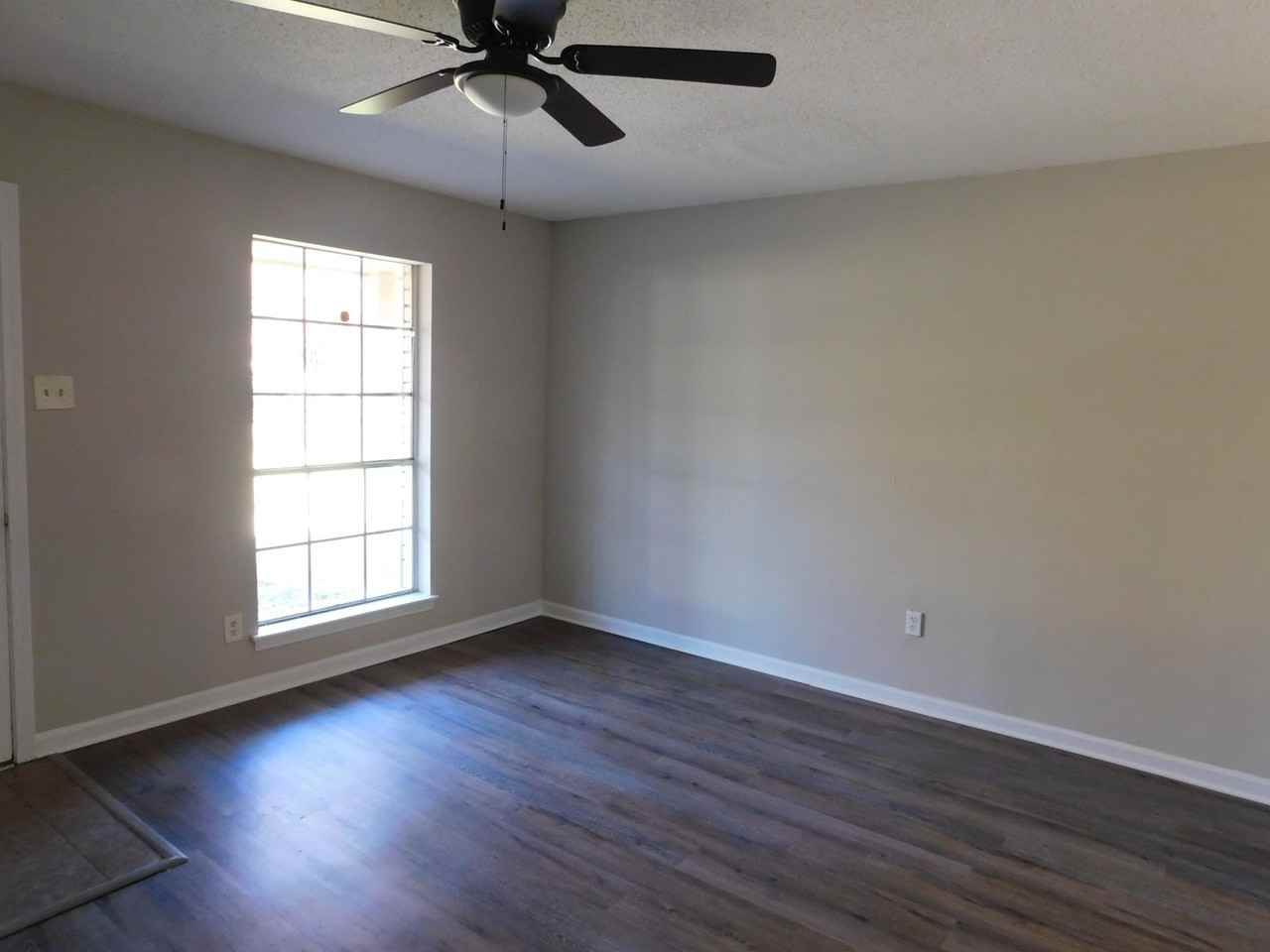 2775 Normandy Cove - Photo 6 of 30