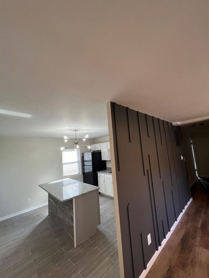 5333 E 13th Pl - Photo 2 of 22