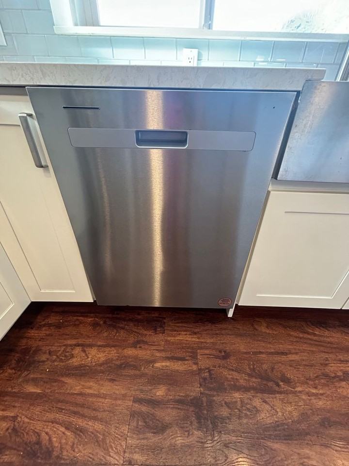 2333 Palolo Ave - Photo 5 of 34