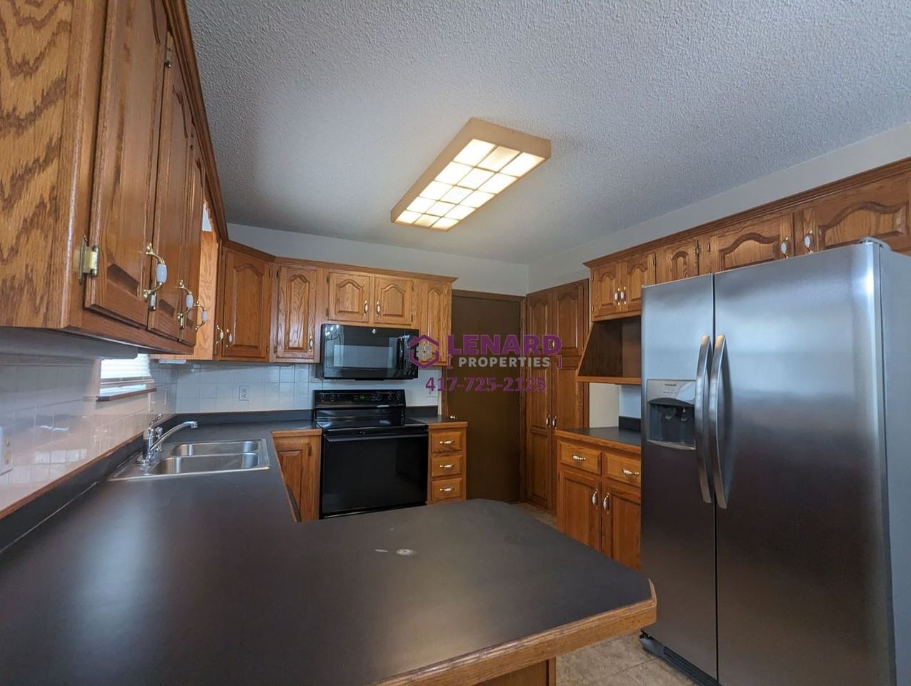 2861 S Grant Ave - Photo 6 of 17