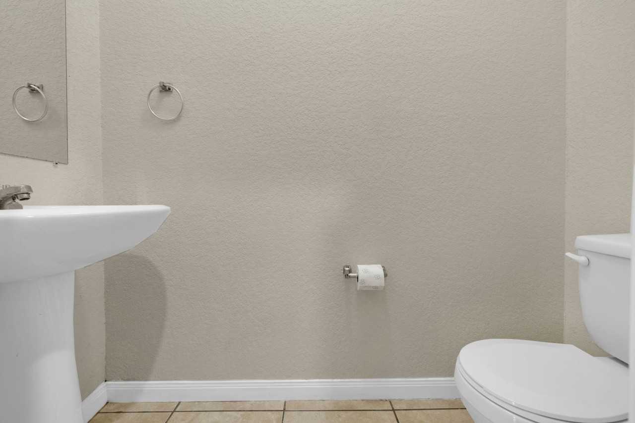 4926 Appleseed Ct - Photo 3 of 21