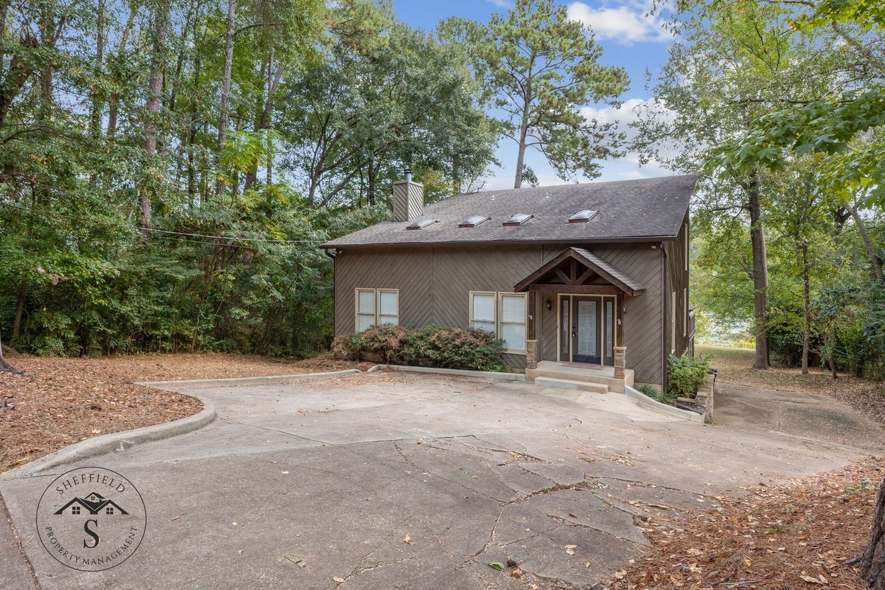 3004 3rd Ave - Photo 2 of 23