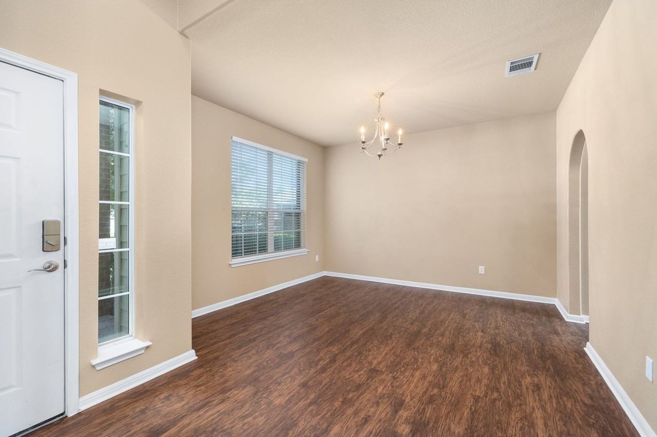 2405 Kapalua Pl - Photo 4 of 39