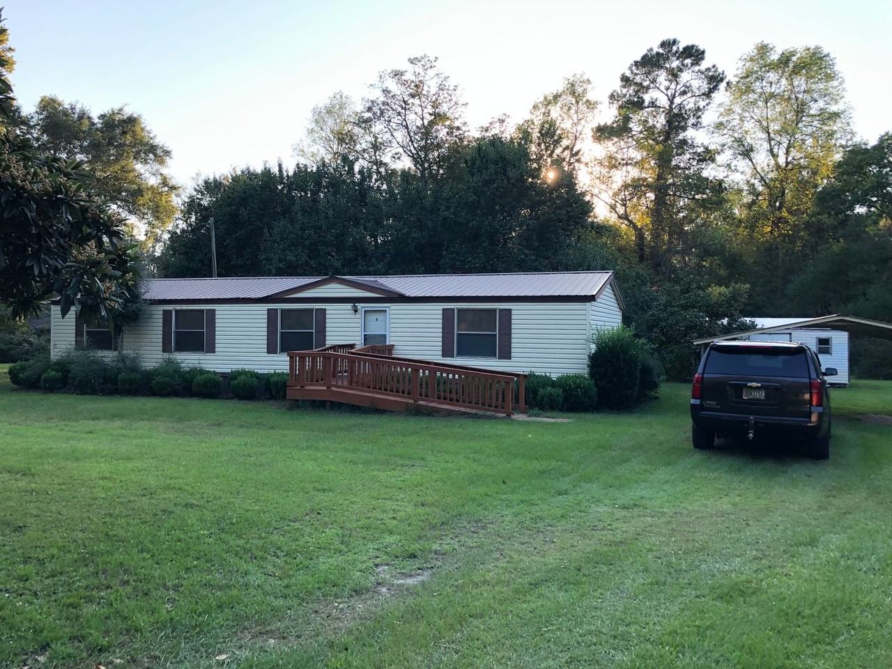 3944 Hershel Dr - Photo 2 of 13