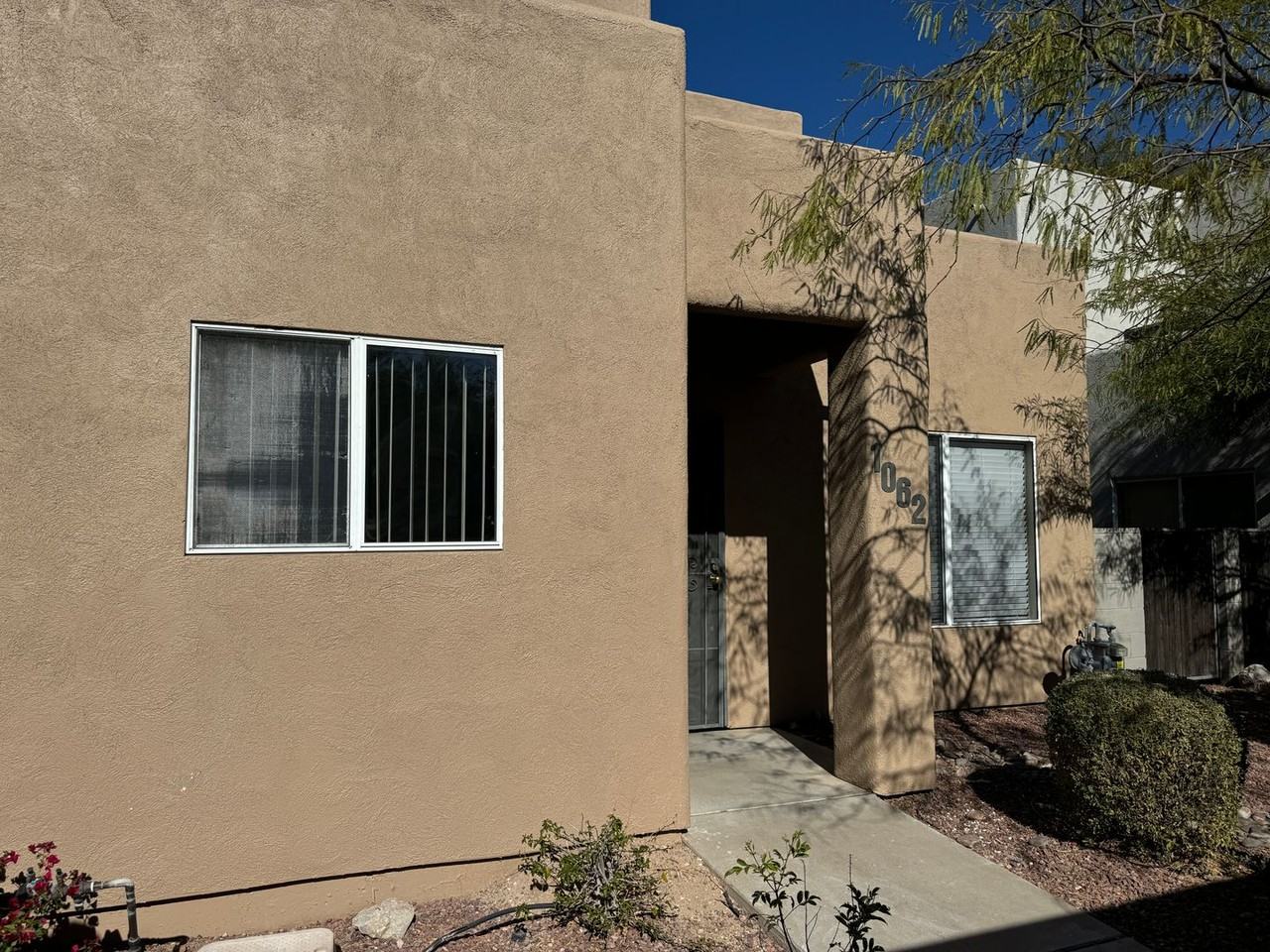 1062 N Pressyc Pl - Photo 2 of 49