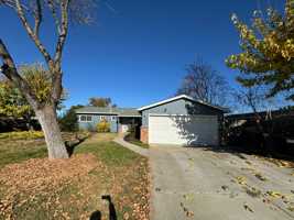 featured image of 6049 Cherrelyn Way