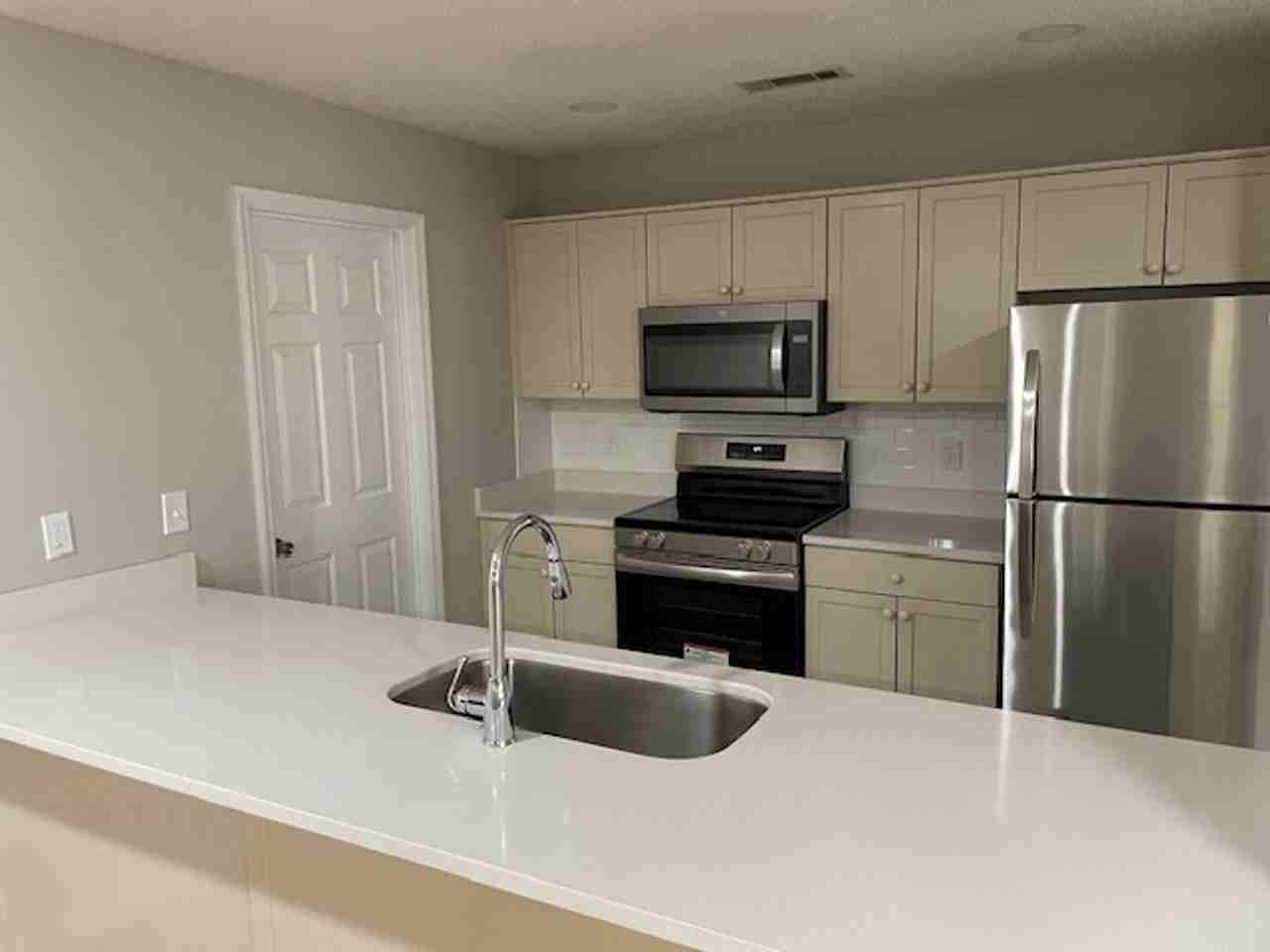 2120 Henderson Dr - Photo 2 of 7