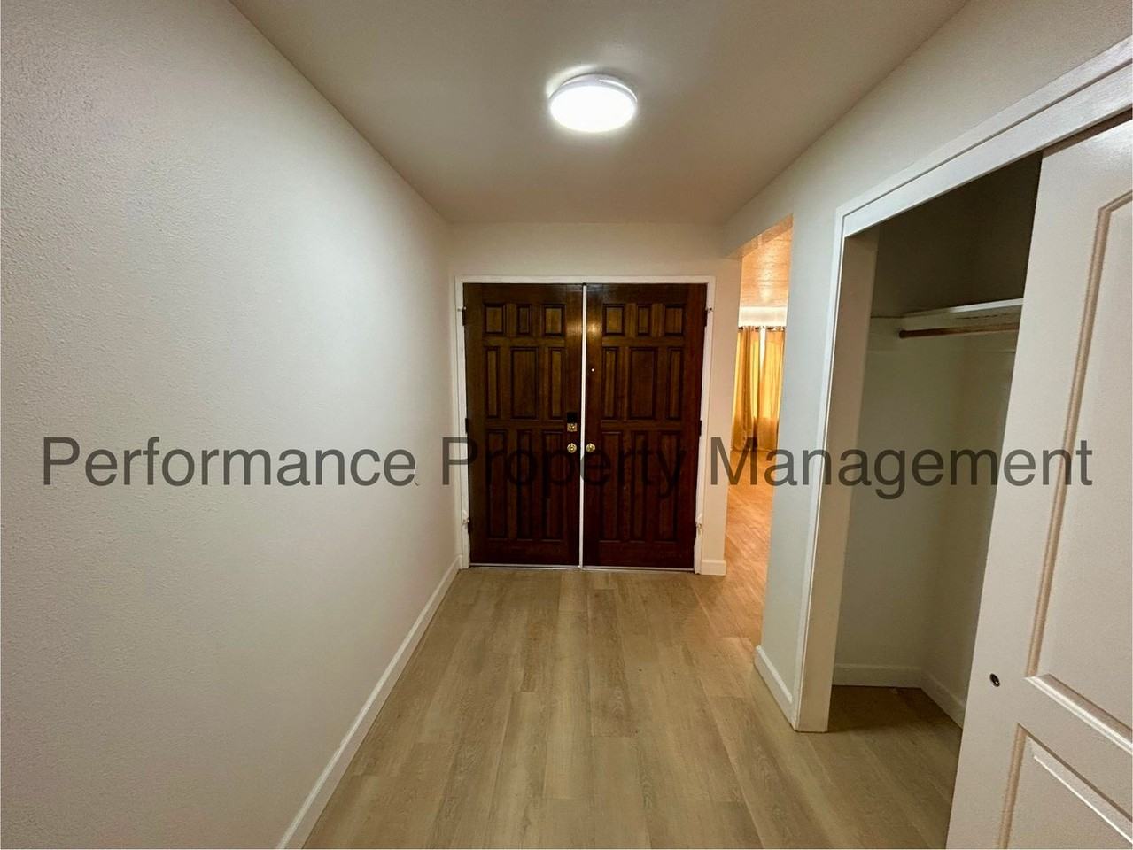 1639 Wagner Heights Rd - Photo 2 of 20