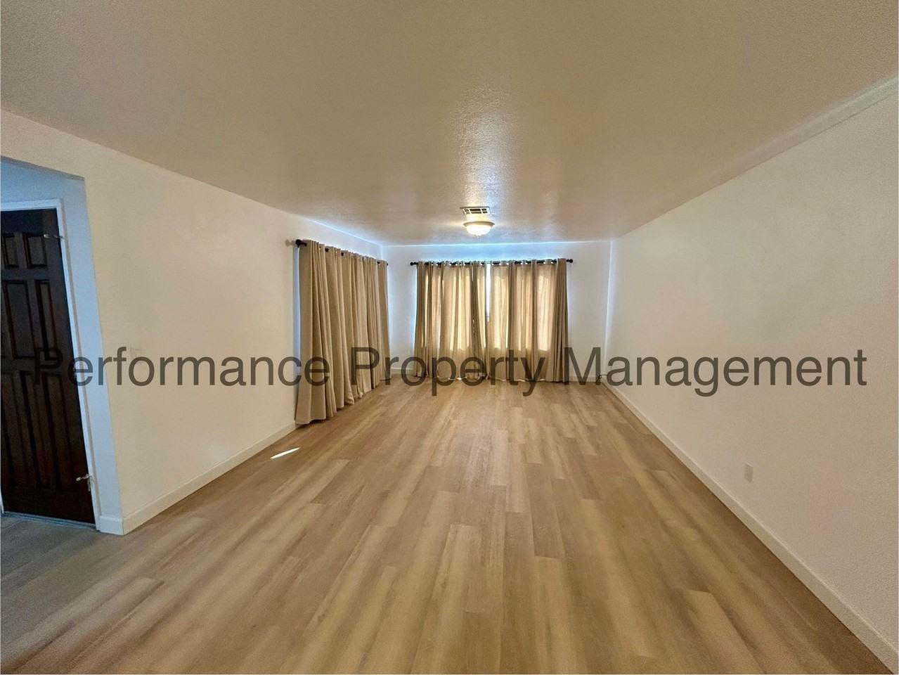 1639 Wagner Heights Rd - Photo 3 of 20