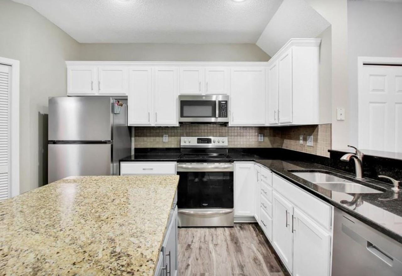 11880 85th Pl N - Photo 4 of 22