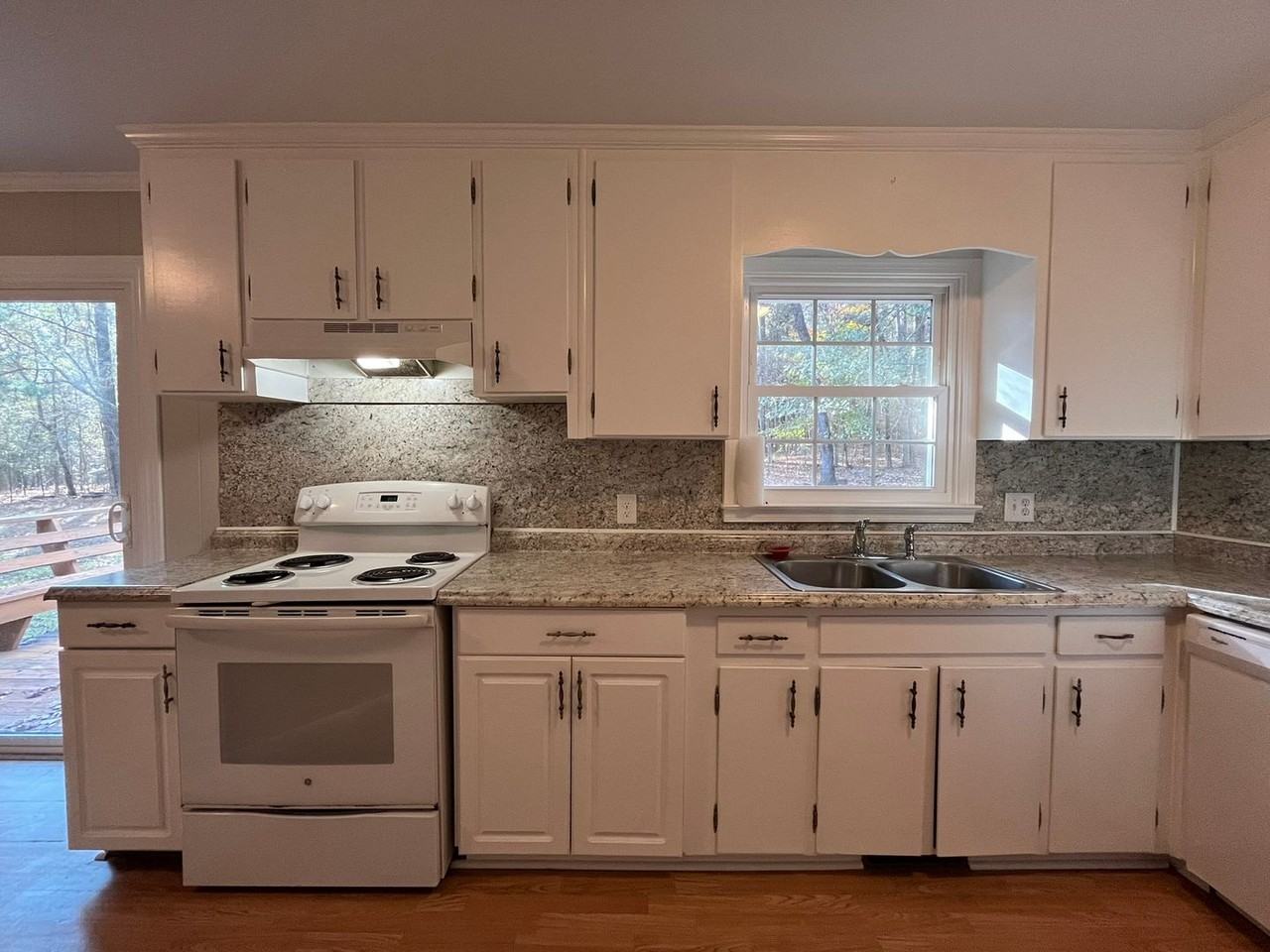 13009 Creedmoor Rd - Photo 6 of 29
