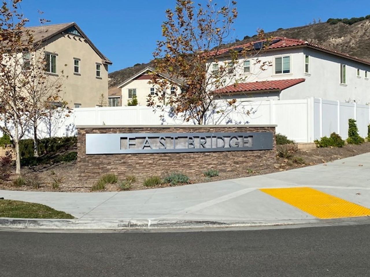 146 Lantana St - Photo 3 of 13