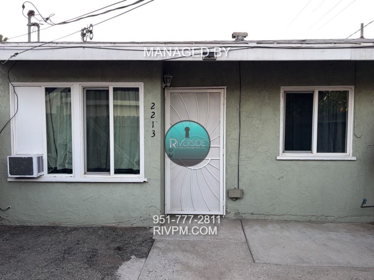2215 9th St - Photo 3 of 11