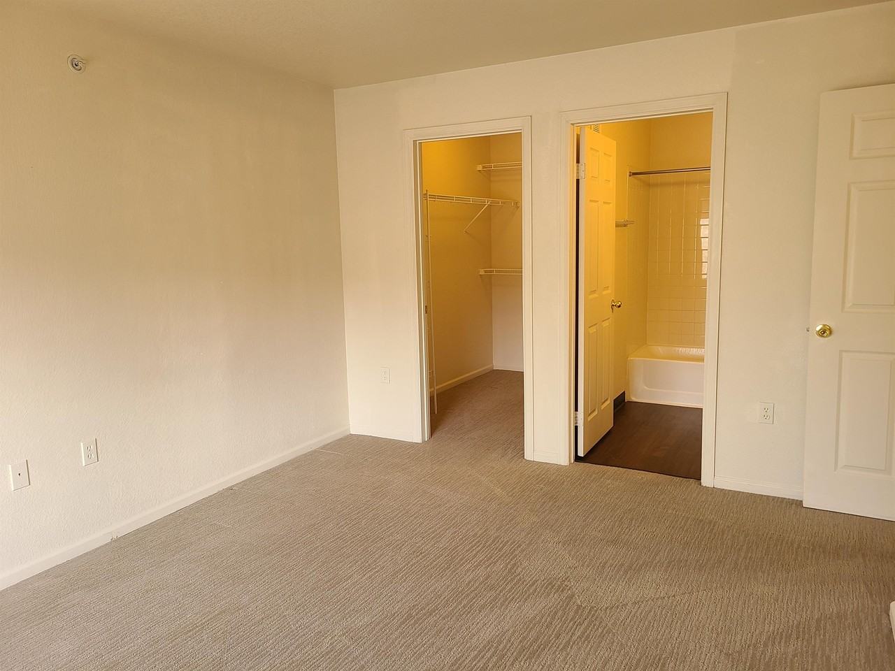 1 Mountain Glen Condo F203 #1 - Photo 2 of 43