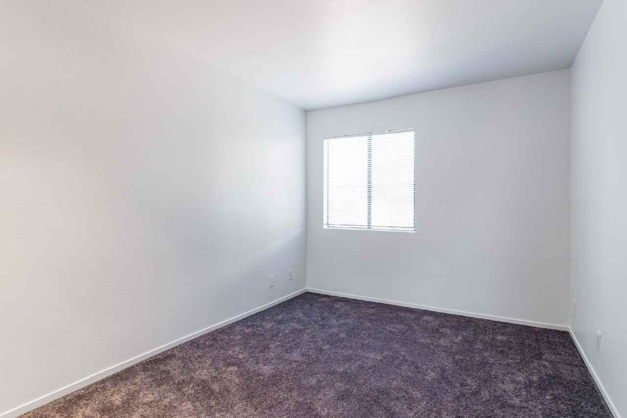 824 Centinela Ave #1 - Photo 6 of 22