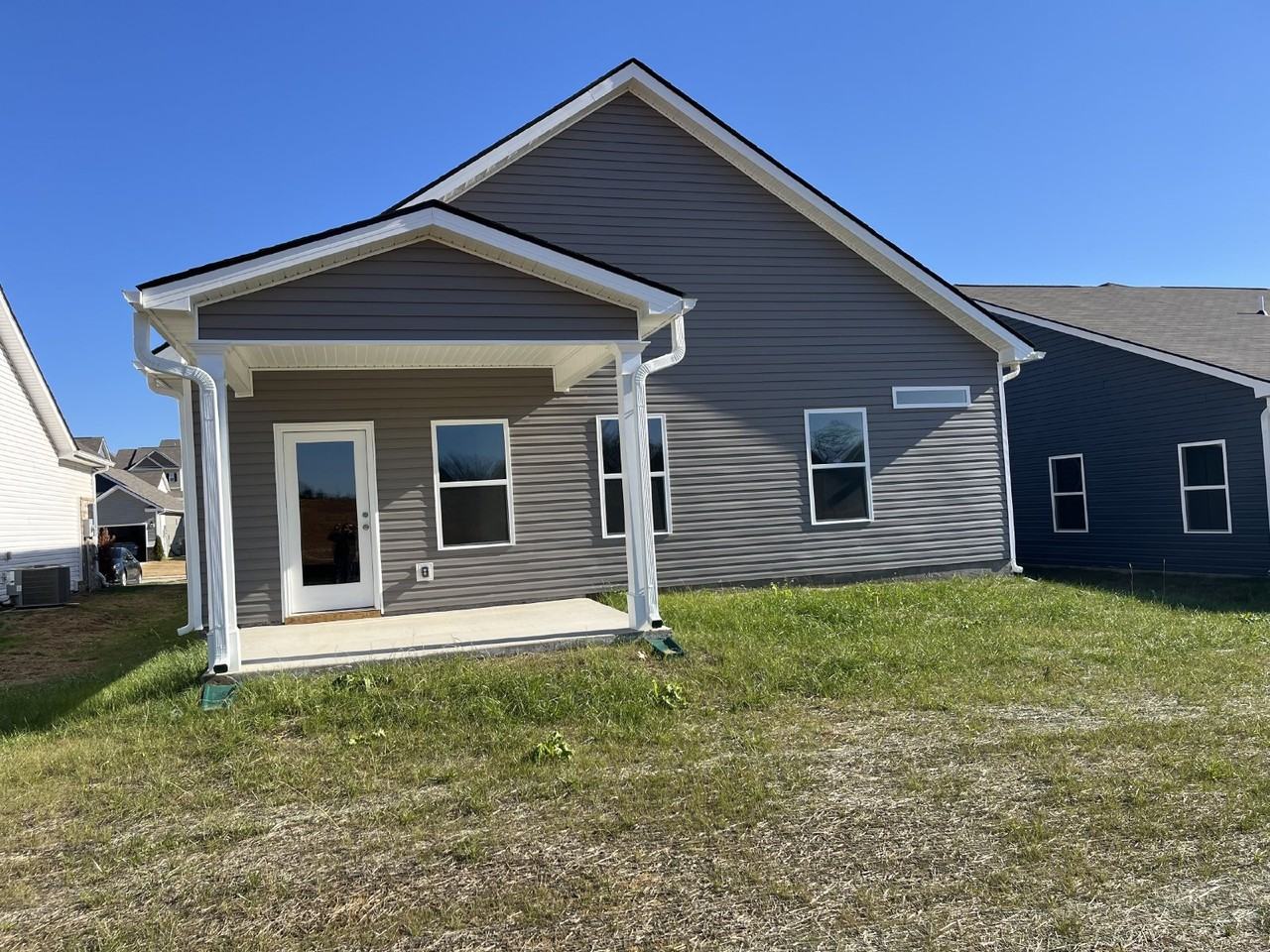 806 Grand Station Blvd - Photo 2 of 20
