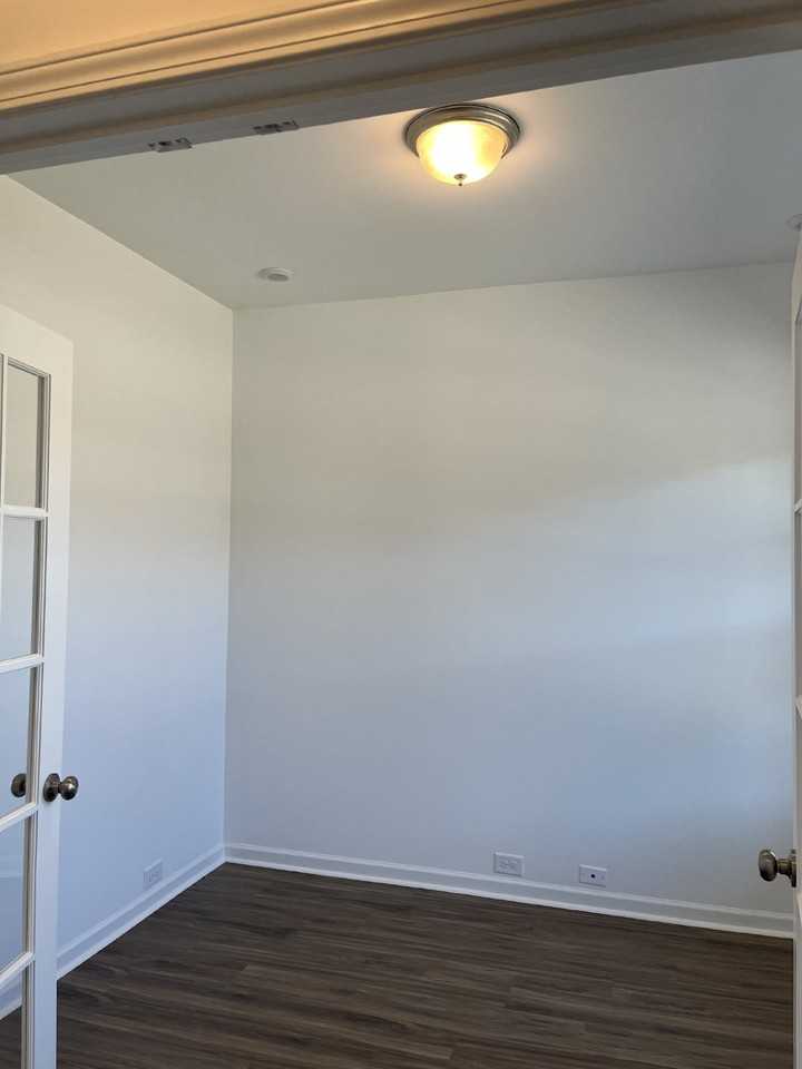 806 Grand Station Blvd - Photo 3 of 20