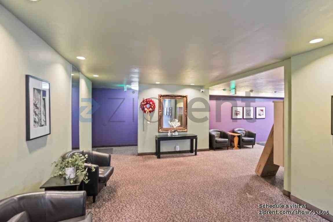 407 Orange Street #101 - Photo 4 of 24