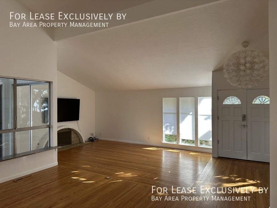 3162 La Mesa Dr - Photo 3 of 15