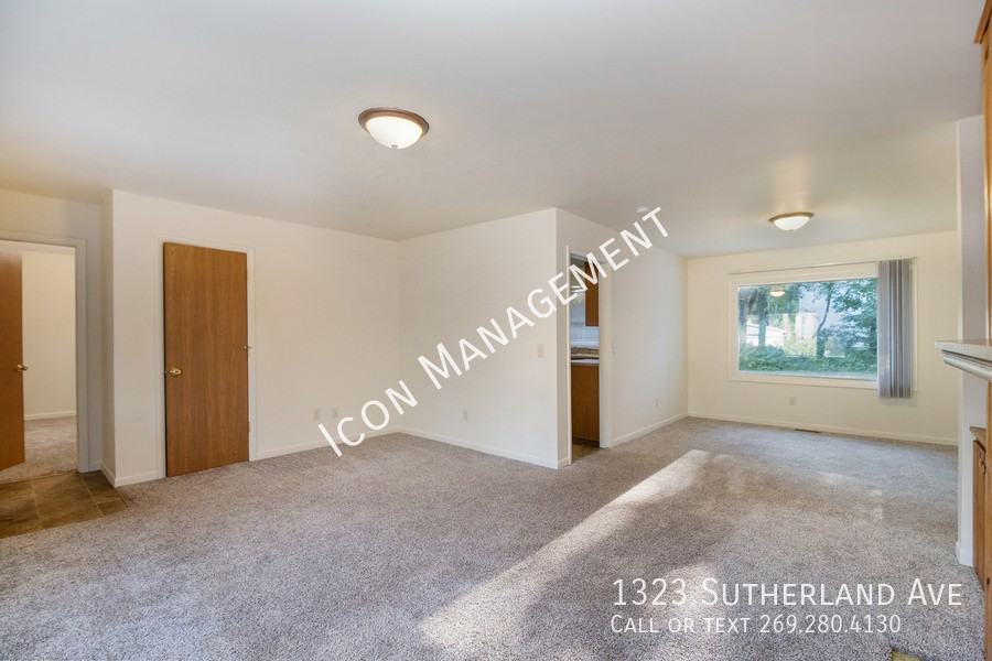 1323 Sutherland Ave #1323SUTHRL - Photo 4 of 20
