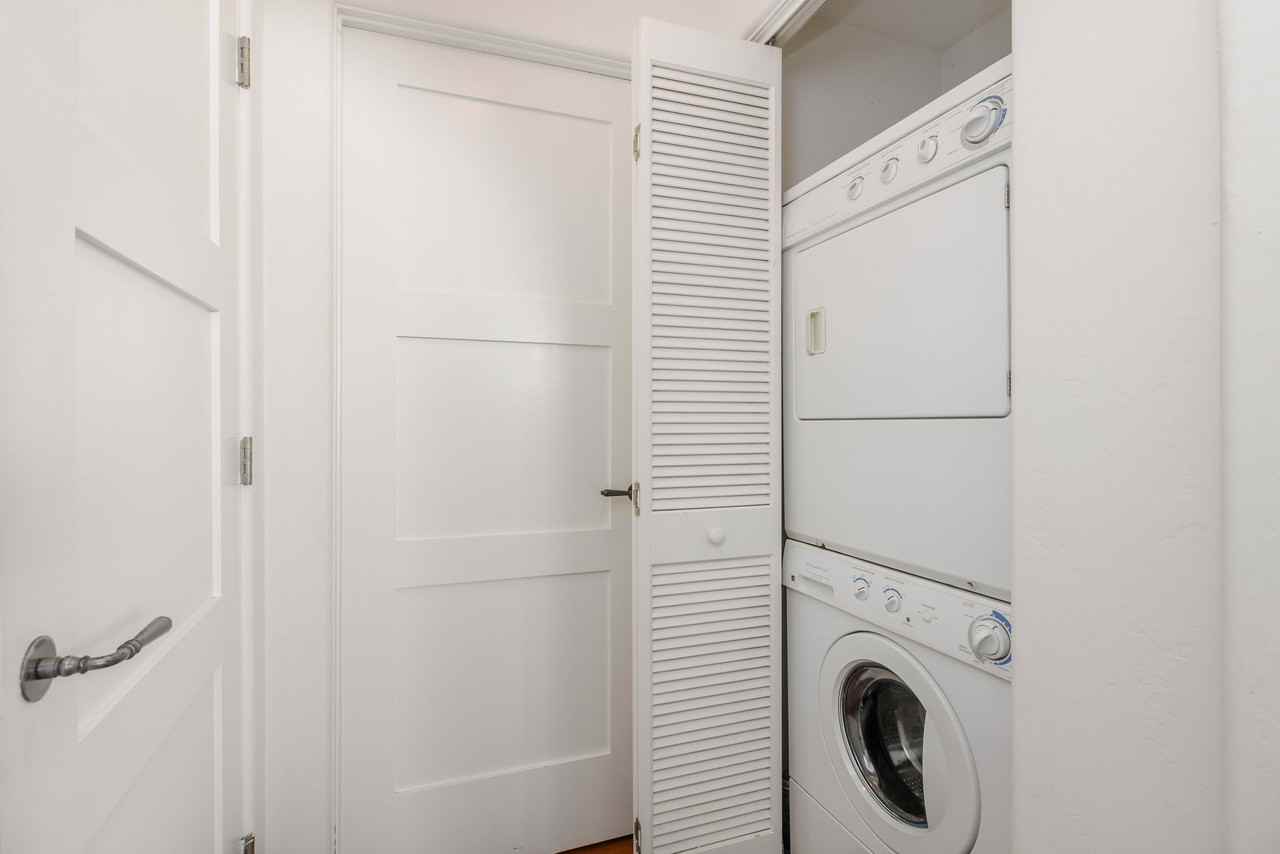 1414 N Harper Ave - Photo 6 of 36