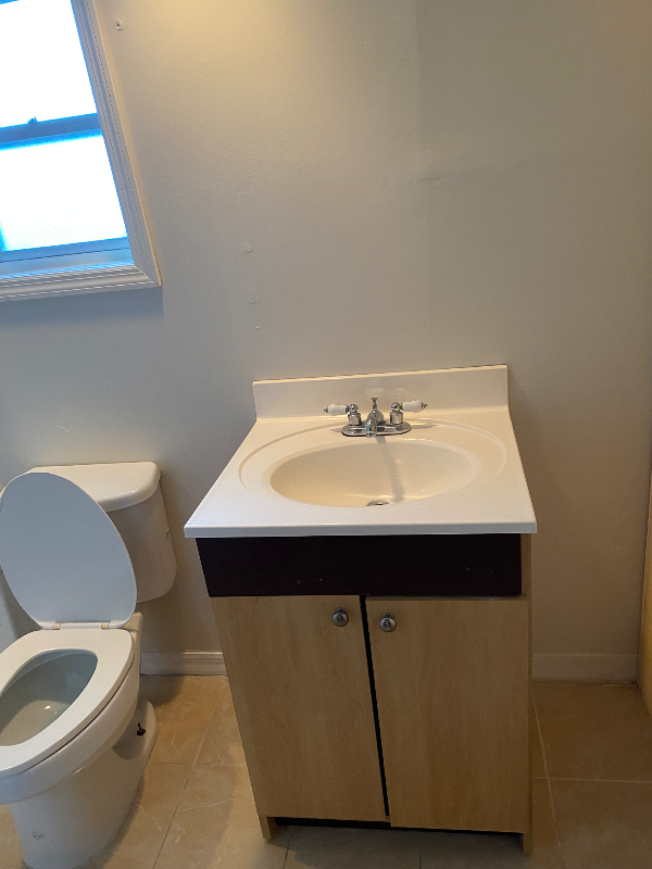 3270 Tyne Ln #C - Photo 5 of 9