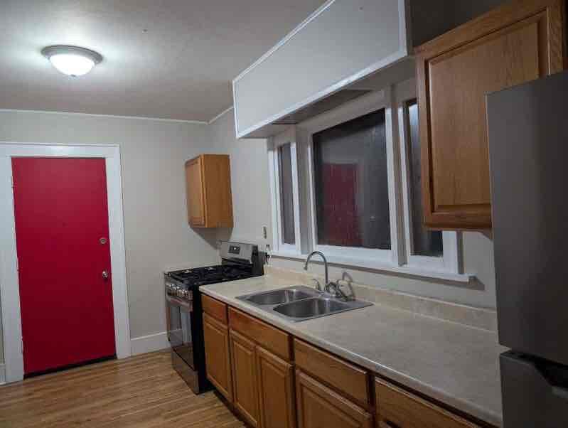 222 Genesee Park Dr - Photo 3 of 11