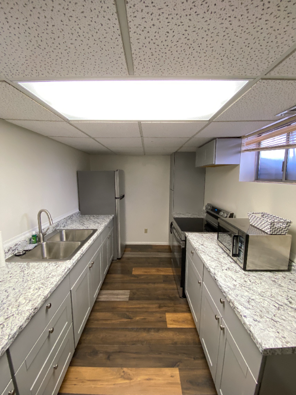 986 Cedar Knls W - Photo 3 of 6