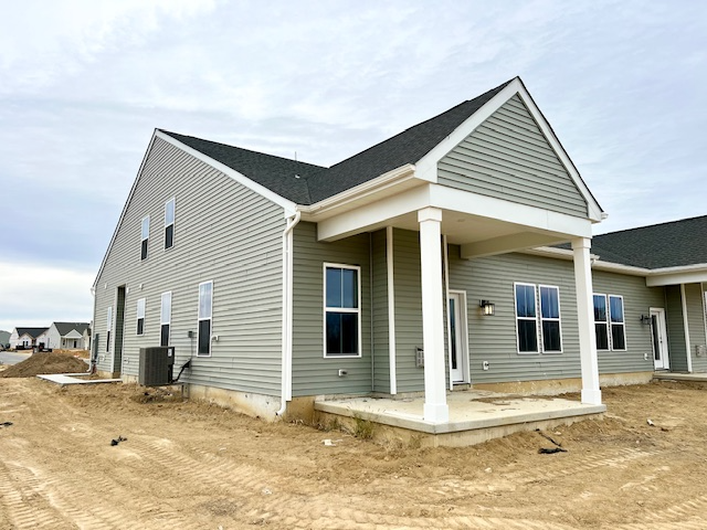 1040 Jamison Corner Rd - Photo 2 of 18