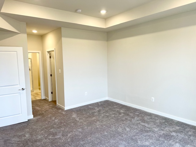 2419 Greyfriar Loop - Photo 7 of 18