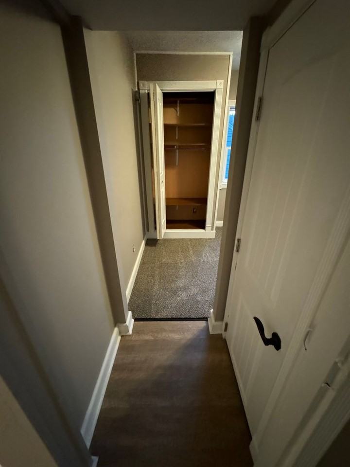 1627 W Thoman St - Photo 6 of 24